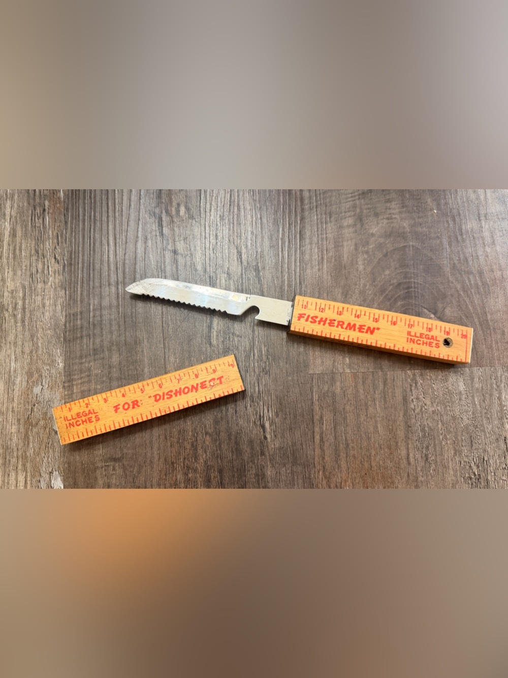 Vintage Floating Fisherman Knife w/ Dishonest & Honest Ruler
